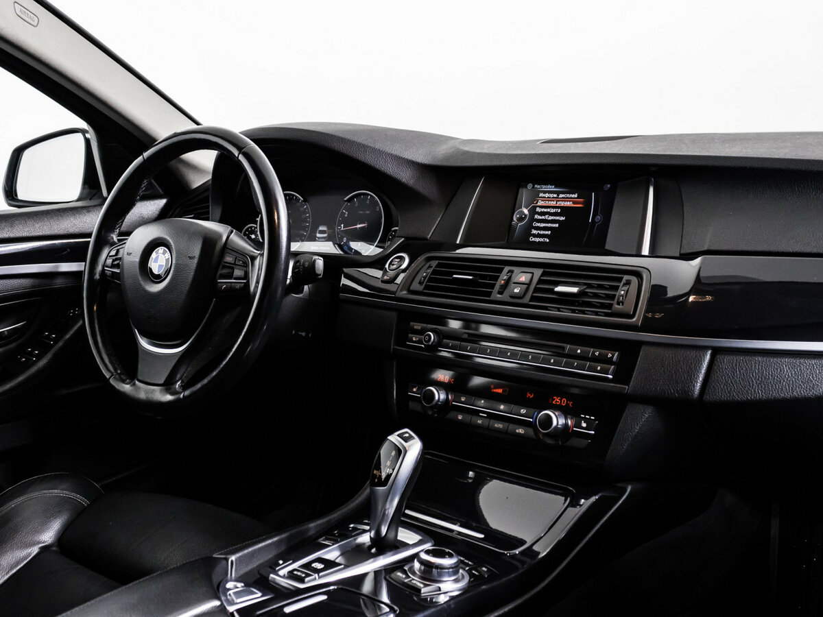 BMW 5 серии с пробегом — 2015 год. Фото: #7