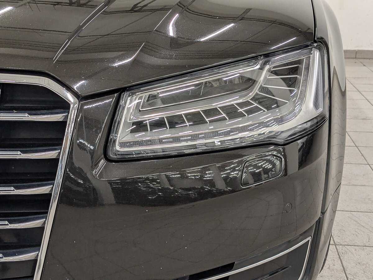 Audi A8 с пробегом — 2014 год. Фото: #10