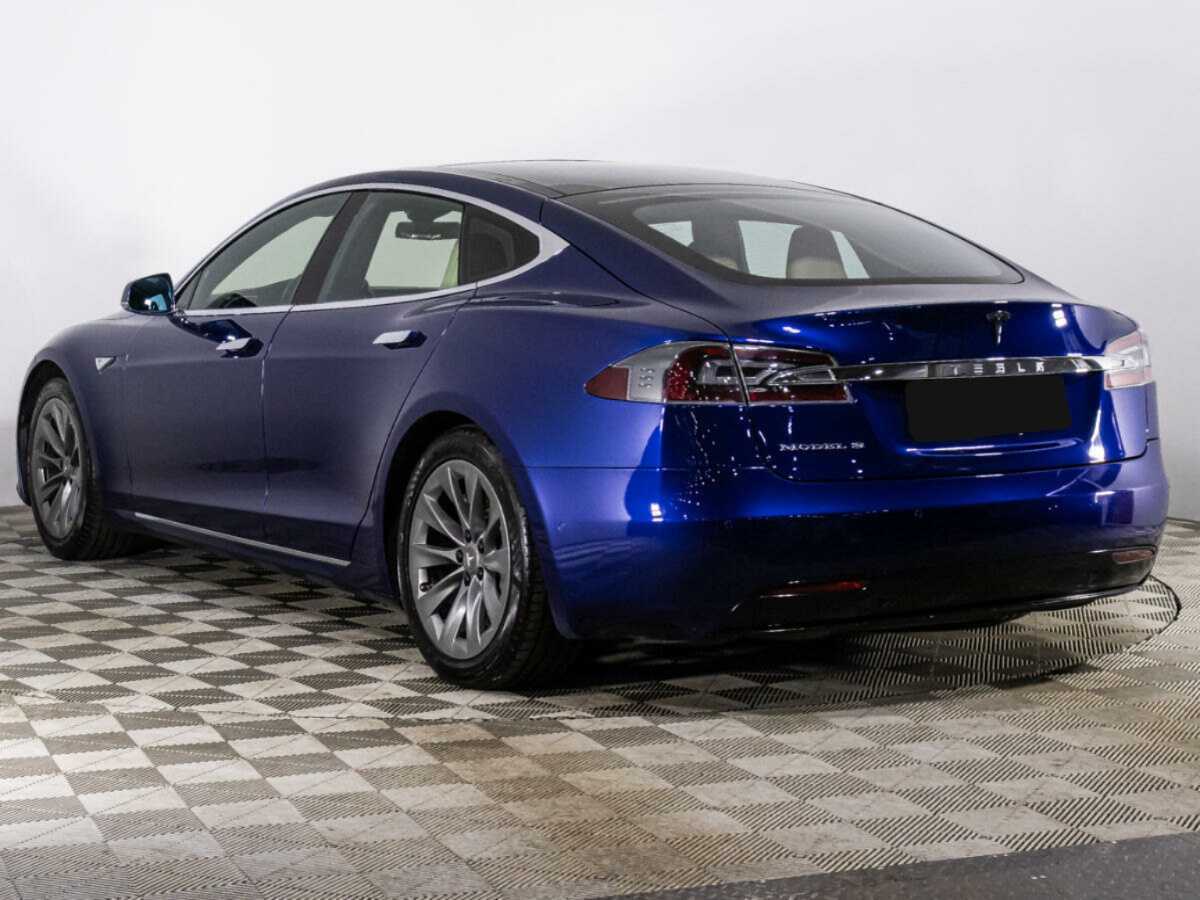 Tesla Model S с пробегом — 2016 год. Фото: #6