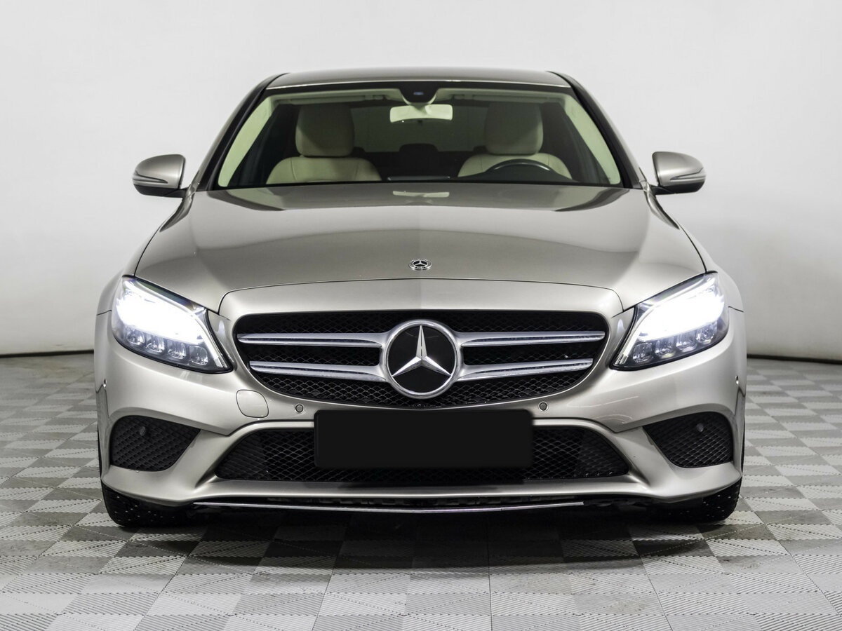 Mercedes-Benz C-Класс с пробегом — 2019 год. Фото: #1