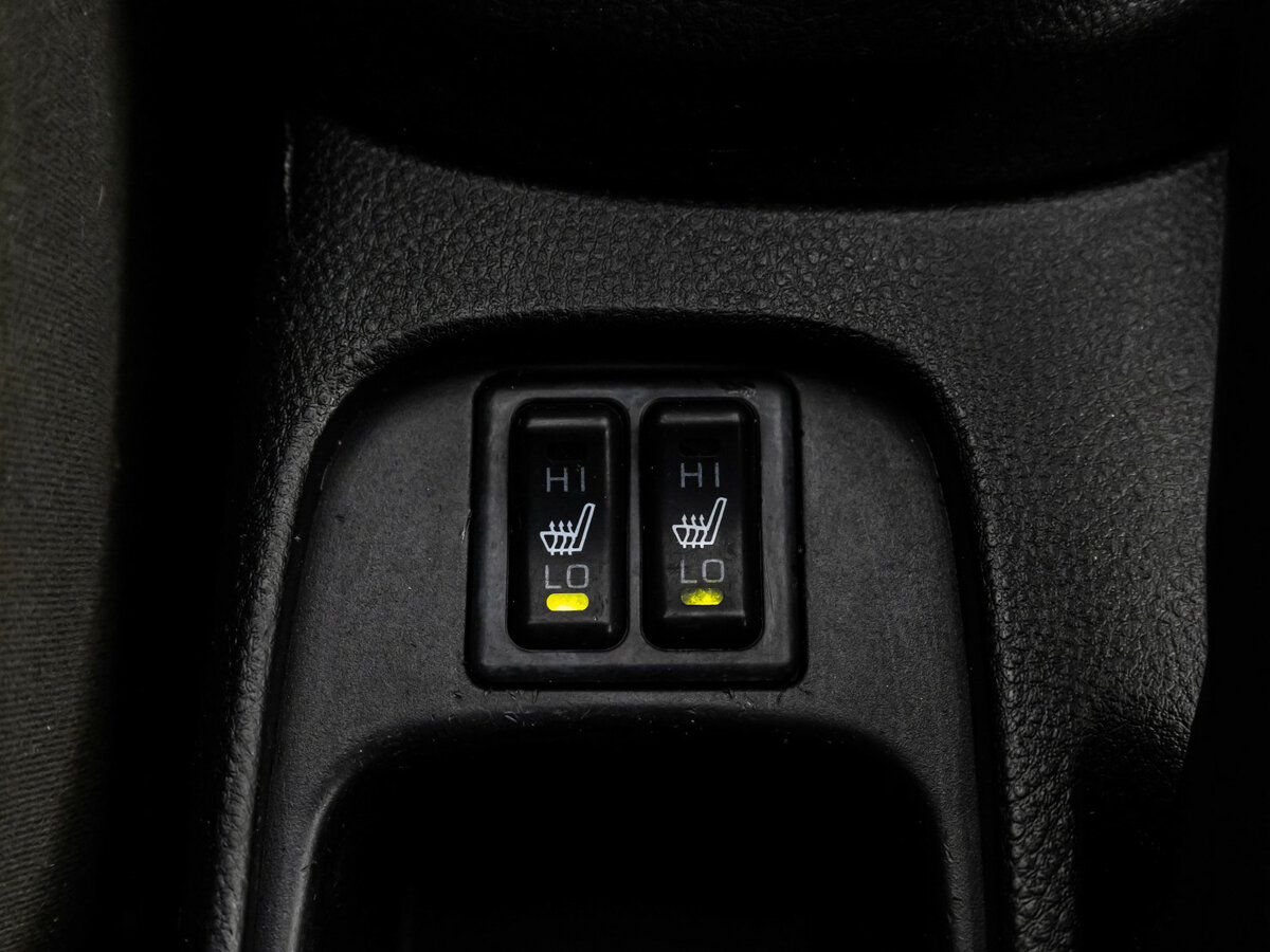 Mitsubishi Lancer с пробегом — 2005 год. Фото: #13