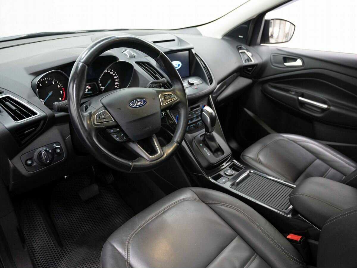 Ford Kuga с пробегом — 2017 год. Фото: #6