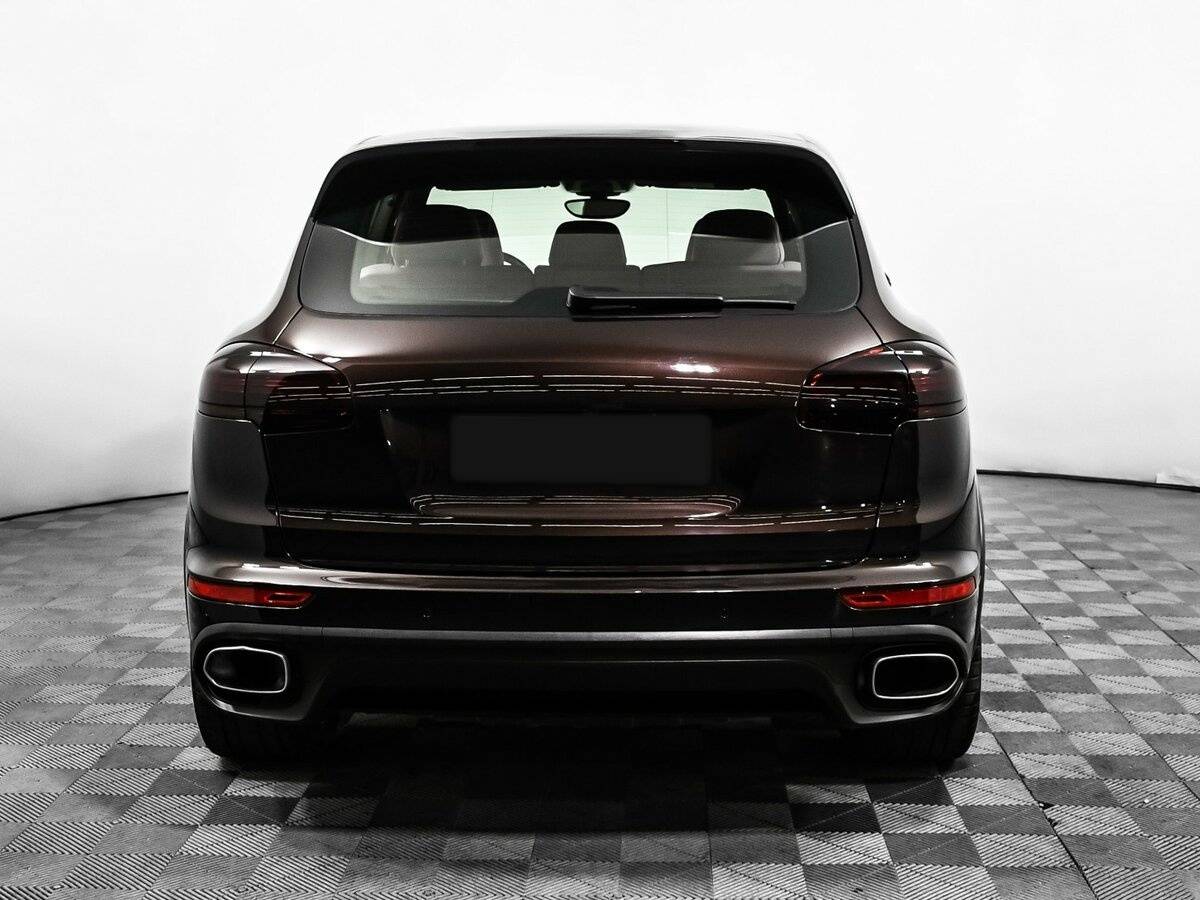 Porsche Cayenne с пробегом — 2016 год. Фото: #5