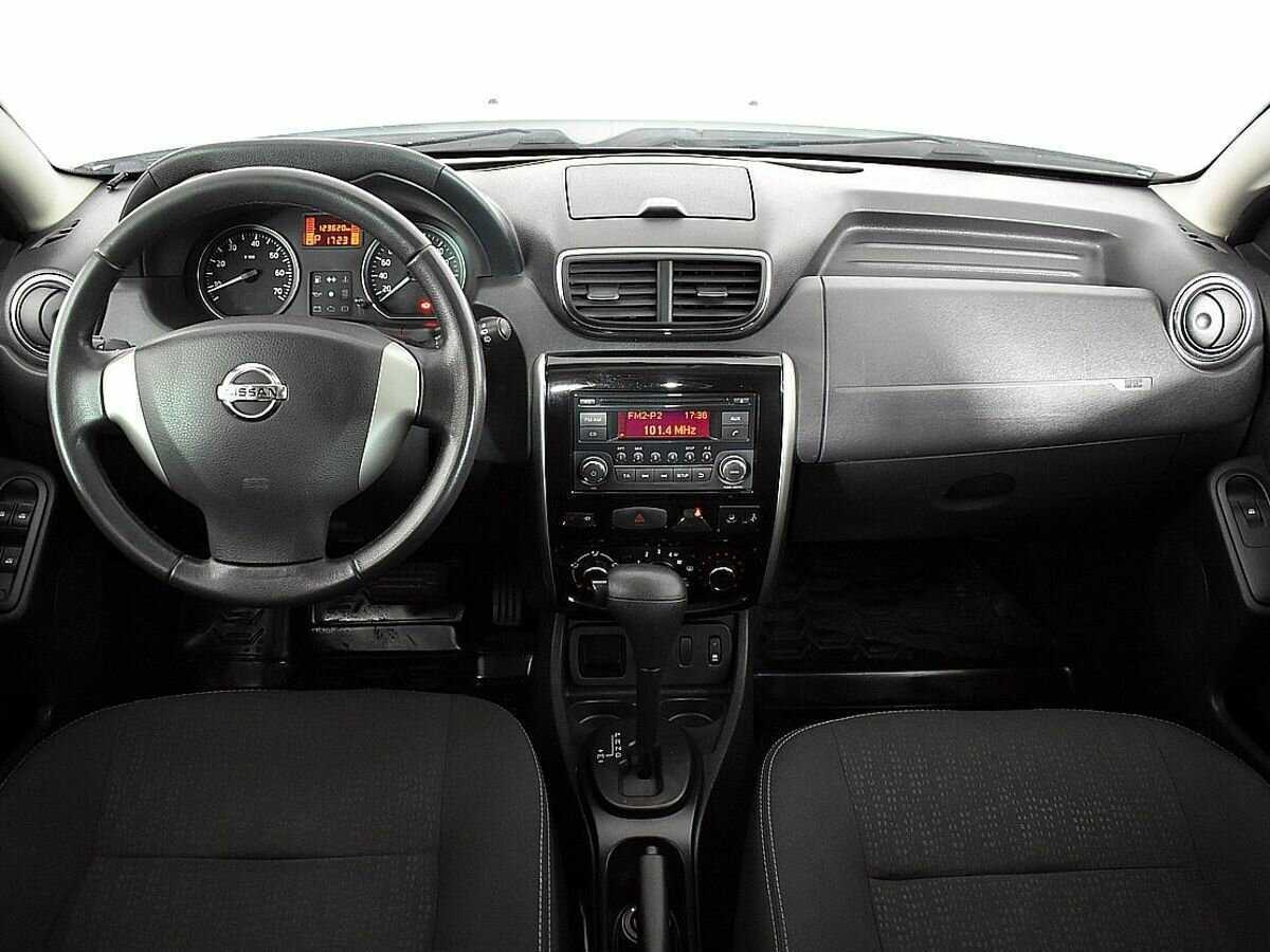 Nissan Terrano с пробегом — 2014 год. Фото: #9