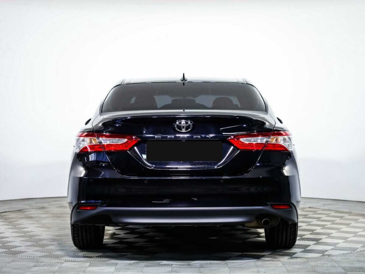 Toyota Camry с пробегом — 2022 год. Фото: #4