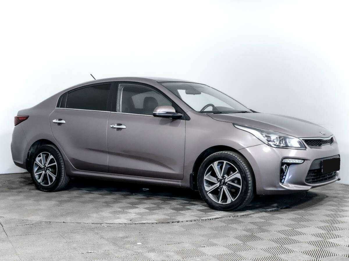 Kia Rio с пробегом — 2017 год. Фото: #2