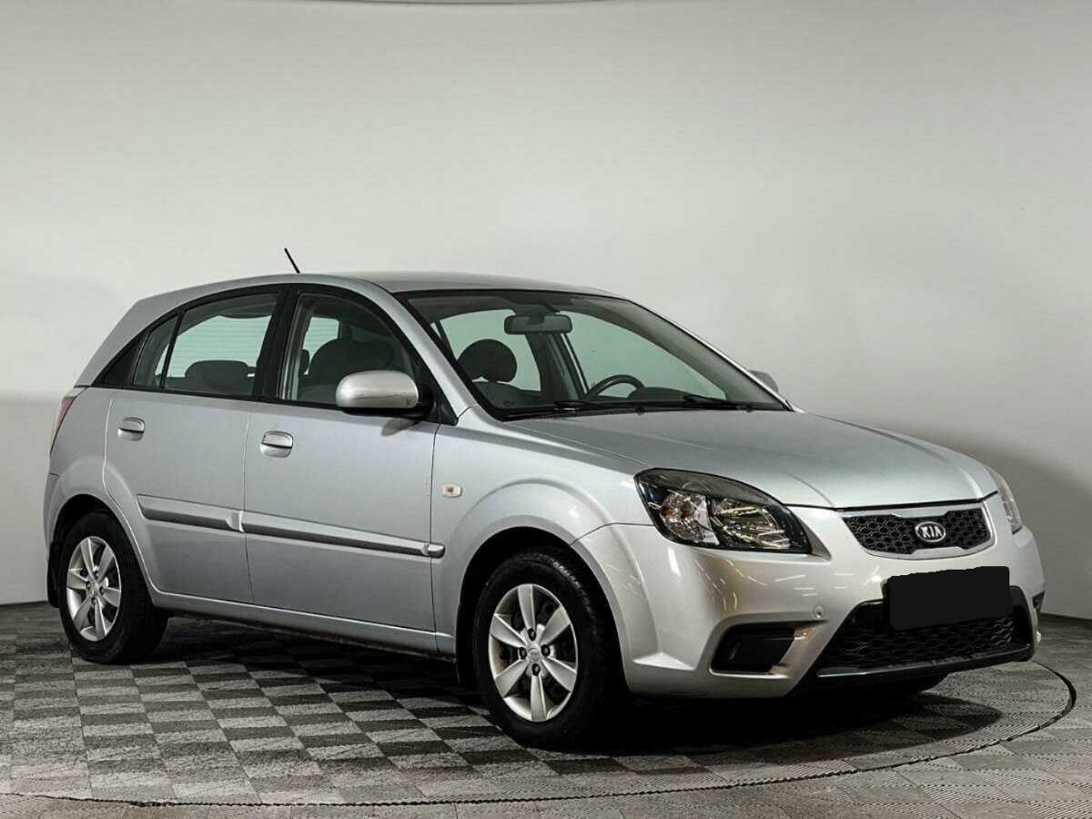 Kia Rio с пробегом — 2011 год. Фото: #2