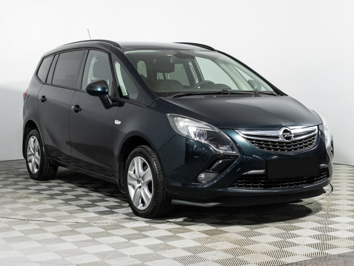 Opel Zafira с пробегом — 2013 год. Фото: #2