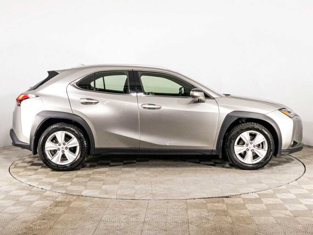 Lexus UX с пробегом — 2019 год. Фото: #3