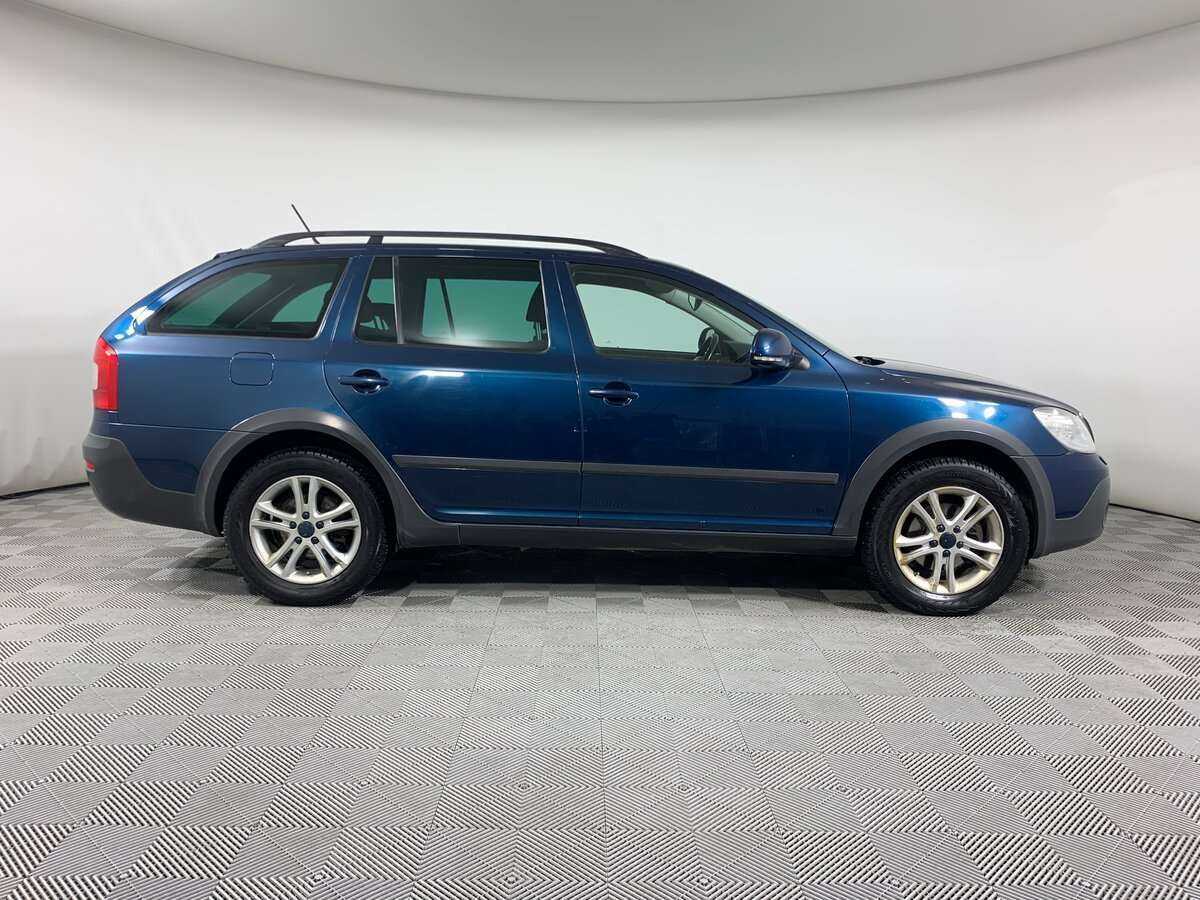 Skoda Octavia с пробегом — 2011 год. Фото: #3