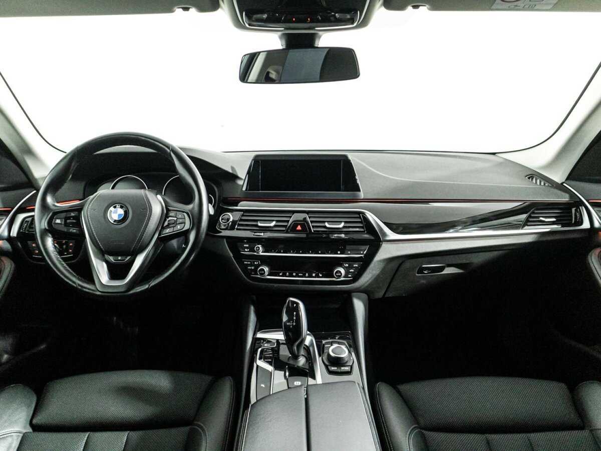 BMW 5 серии с пробегом — 2019 год. Фото: #12