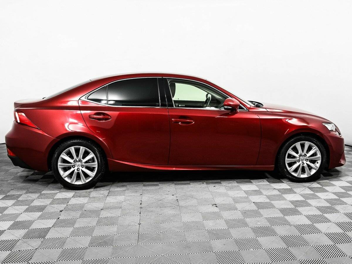 Lexus IS с пробегом — 2014 год. Фото: #3