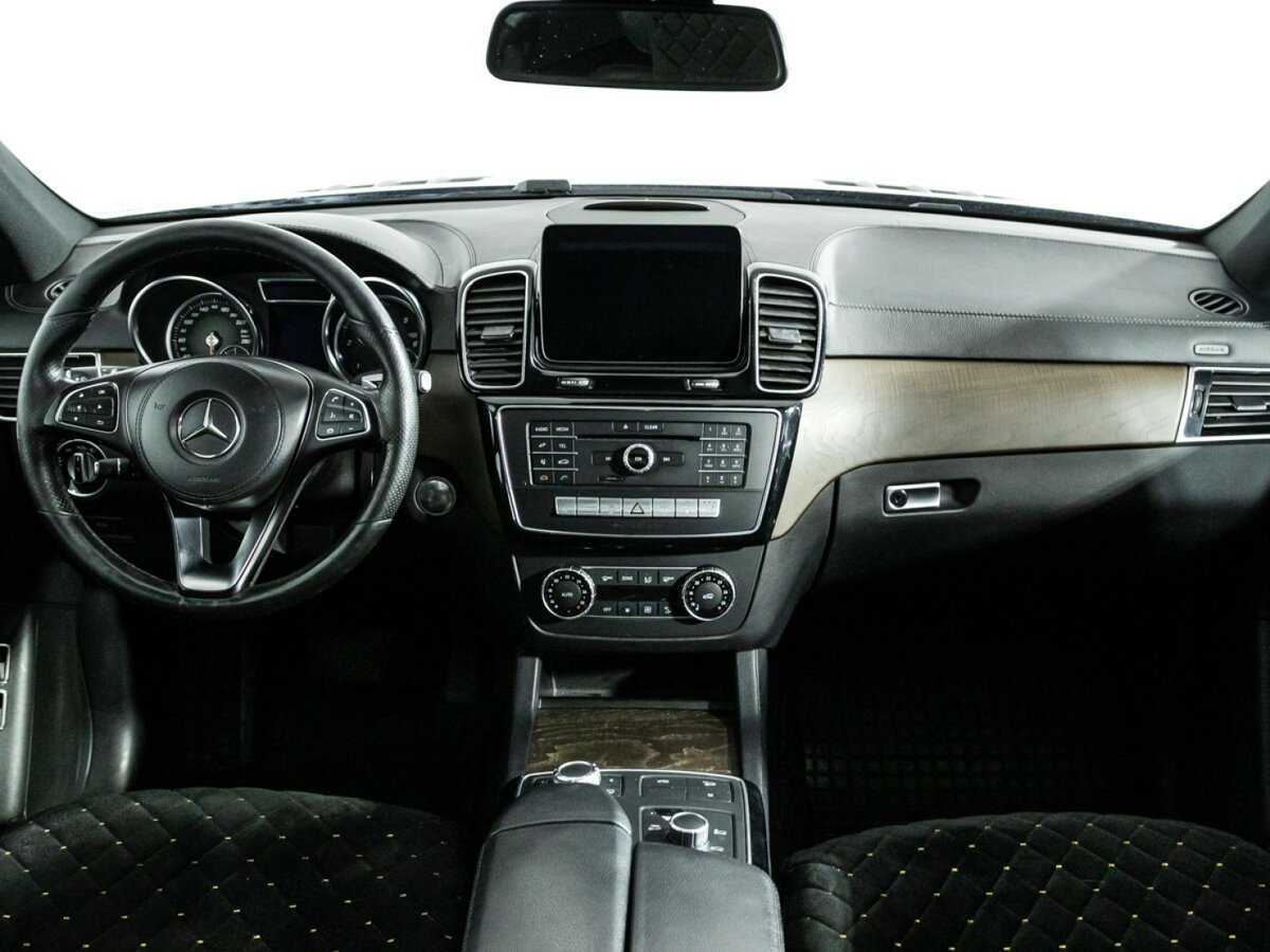 Mercedes-Benz GLS с пробегом — 2018 год. Фото: #12