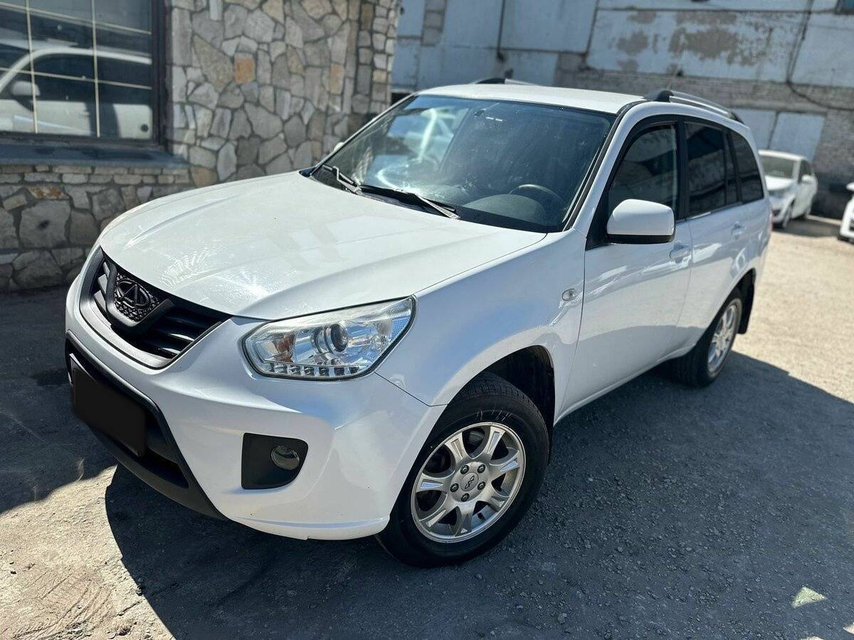Chery Tiggo (T11) с пробегом — 2015 год. Фото: #1