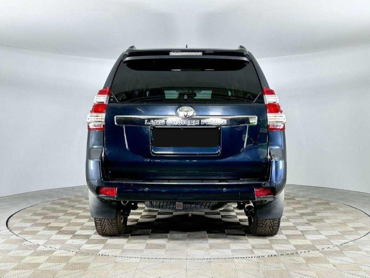 Toyota Land Cruiser Prado с пробегом — 2017 год. Фото: #3