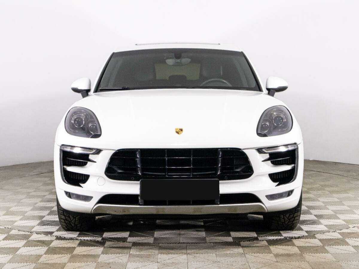 Porsche Macan с пробегом — 2015 год. Фото: #1