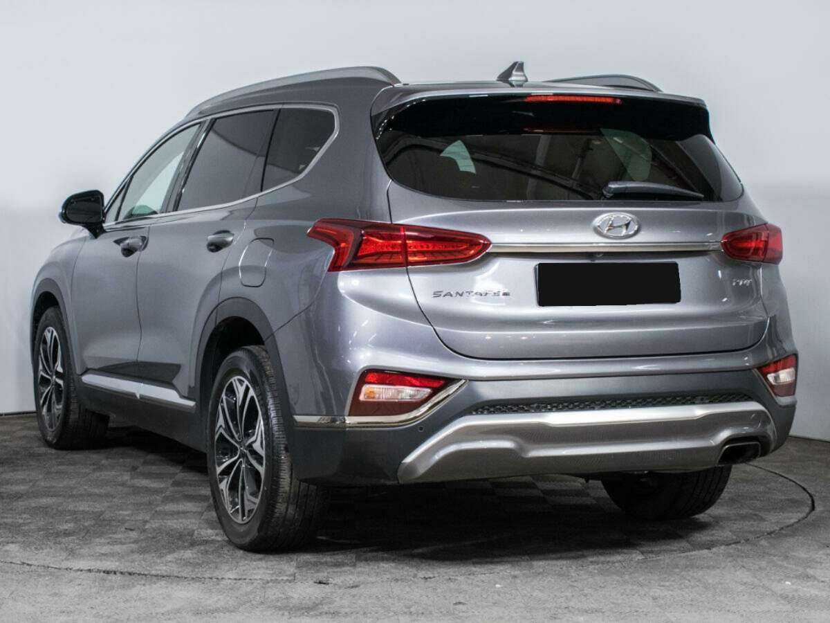 Hyundai Santa Fe с пробегом — 2018 год. Фото: #6