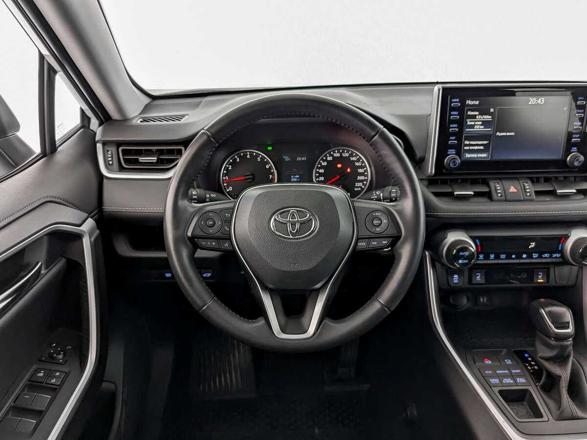 Toyota RAV4 с пробегом — 2020 год. Фото: #16