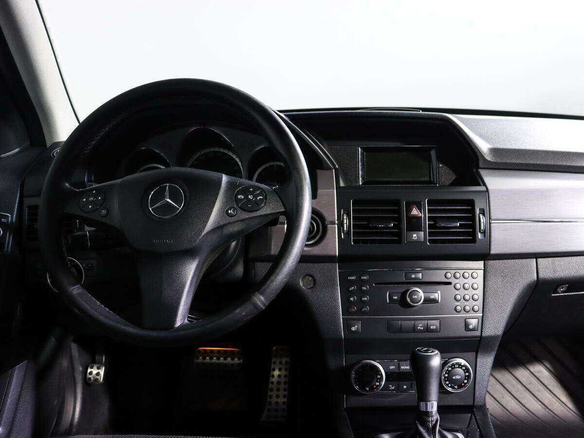 Mercedes-Benz GLK-Класс с пробегом — 2011 год. Фото: #11
