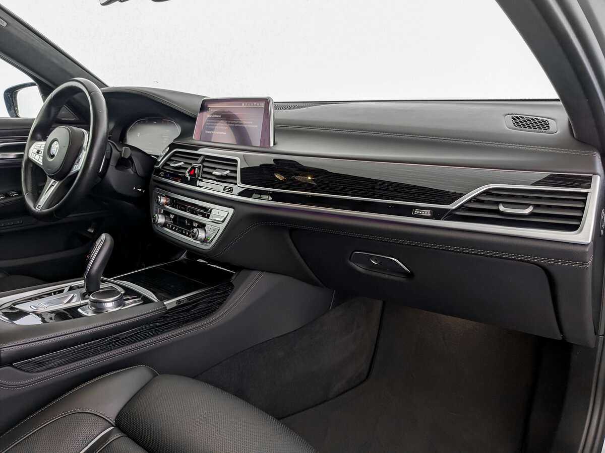 BMW 7 серии с пробегом — 2019 год. Фото: #8