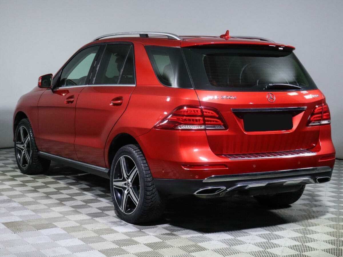 Mercedes-Benz GLE с пробегом — 2015 год. Фото: #5