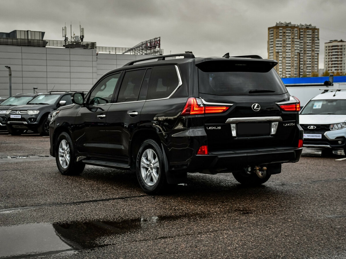 Lexus LX с пробегом — 2016 год. Фото: #6