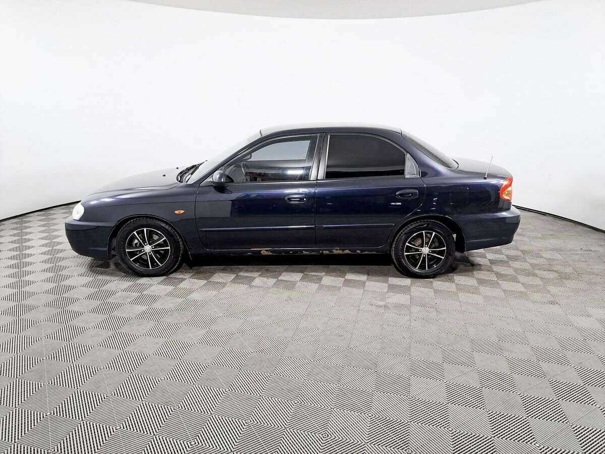 Kia Spectra с пробегом — 2009 год. Фото: #7