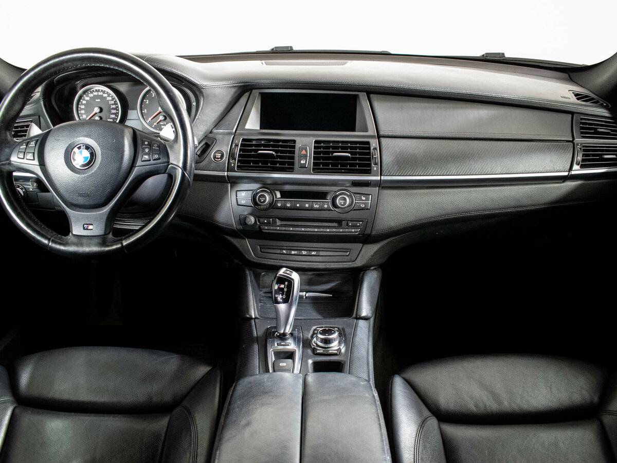 BMW X6 M с пробегом — 2011 год. Фото: #10