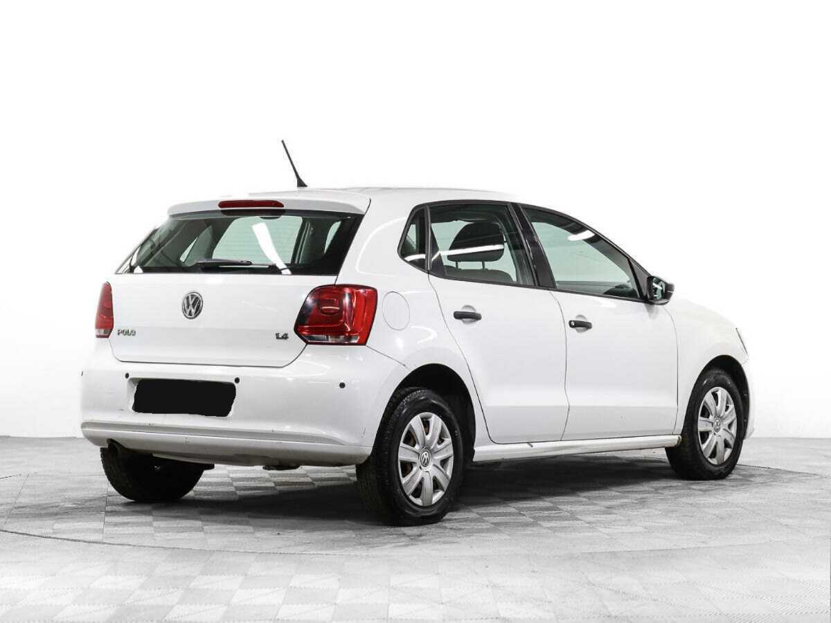 Volkswagen Polo с пробегом — 2010 год. Фото: #3