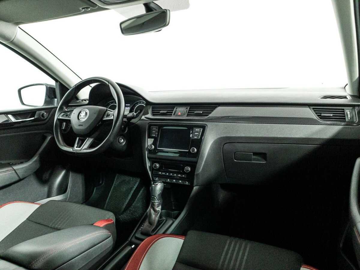 Skoda Rapid с пробегом — 2019 год. Фото: #8