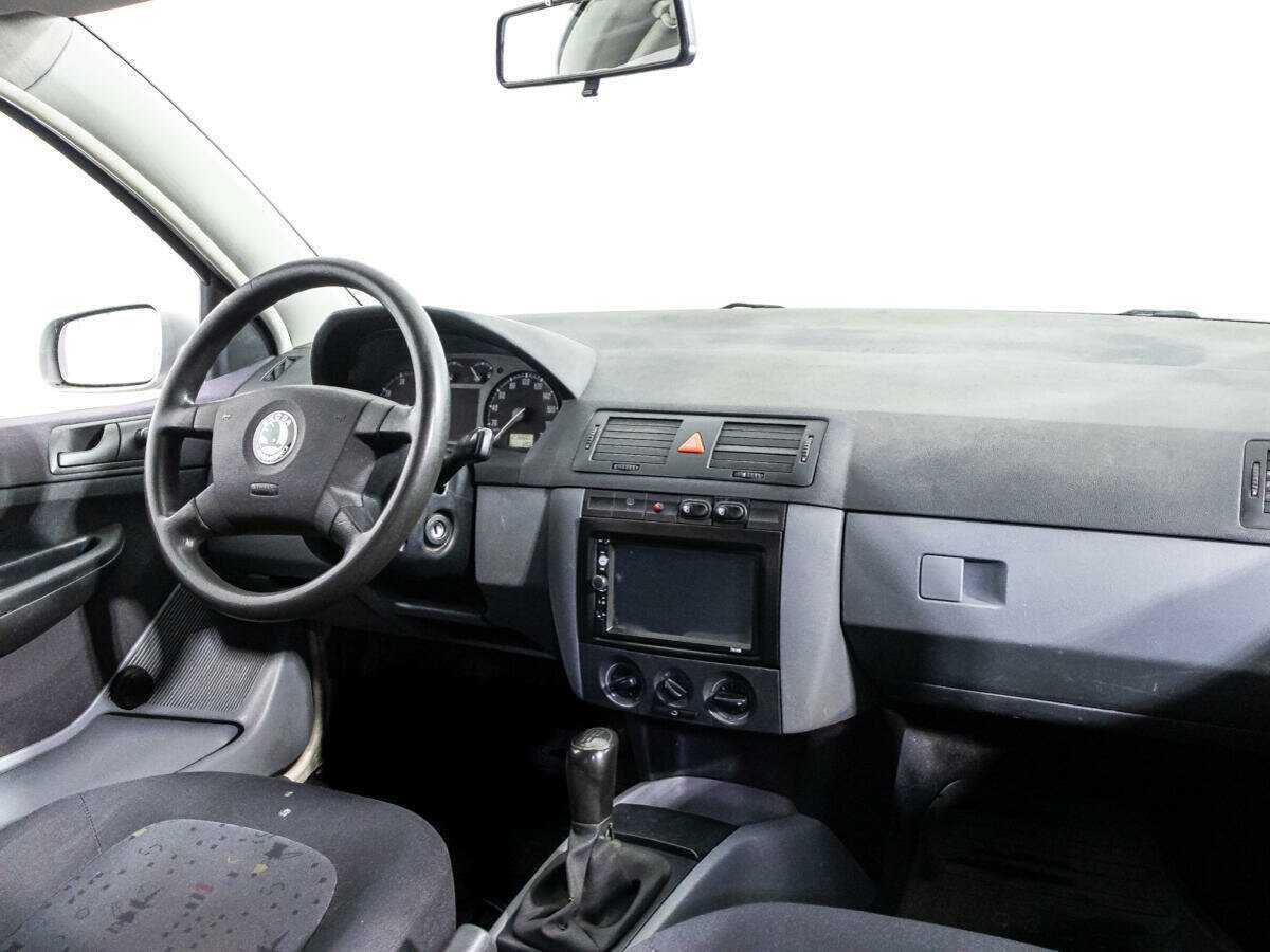 Skoda Fabia с пробегом — 2001 год. Фото: #8