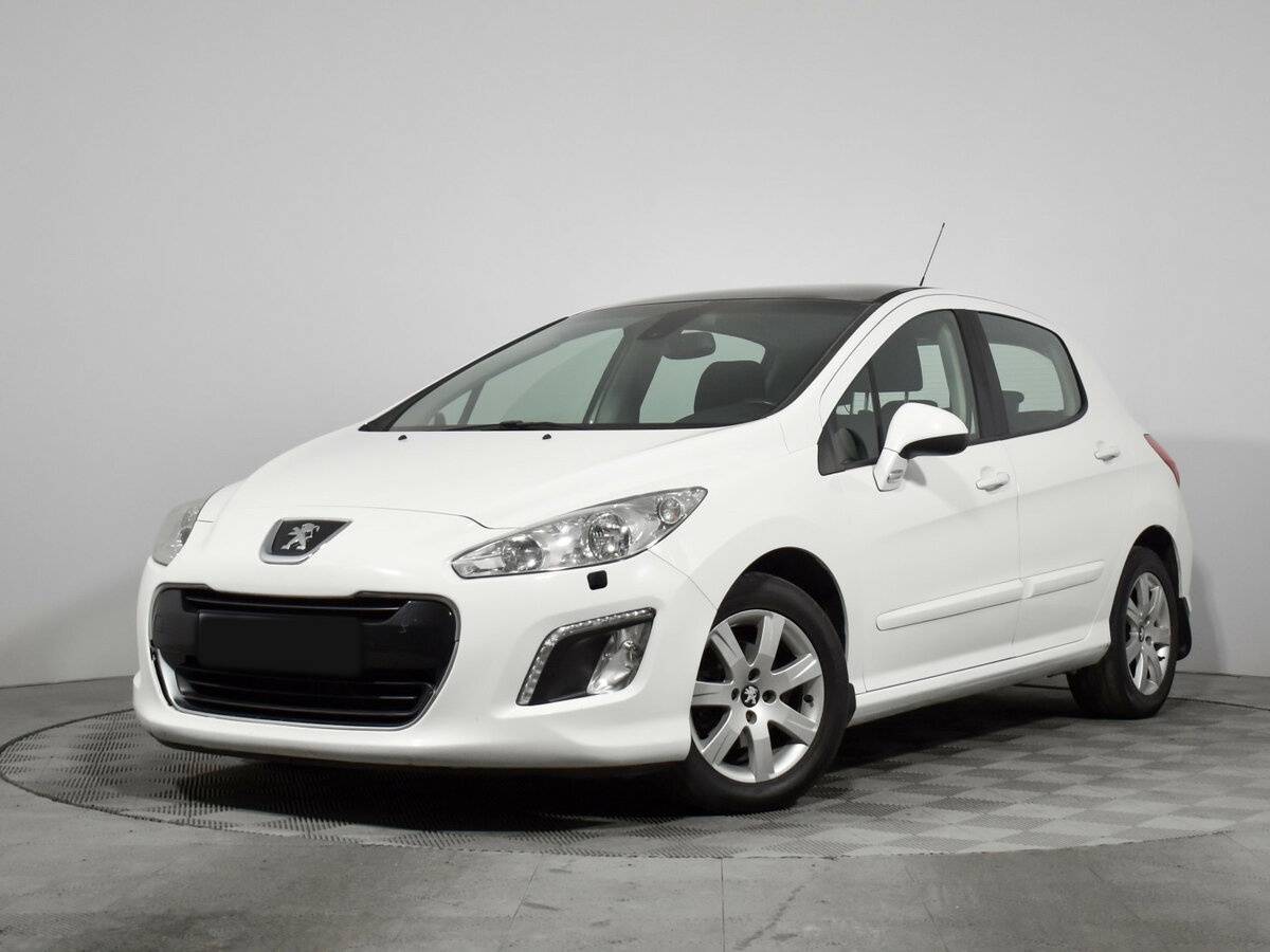Peugeot 308 с пробегом — 2011 год. Посмотреть фото