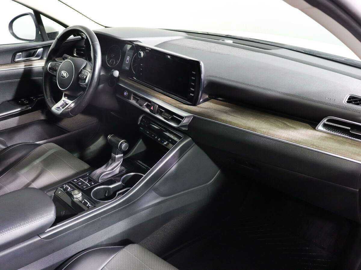 Kia K5 с пробегом — 2020 год. Фото: #6