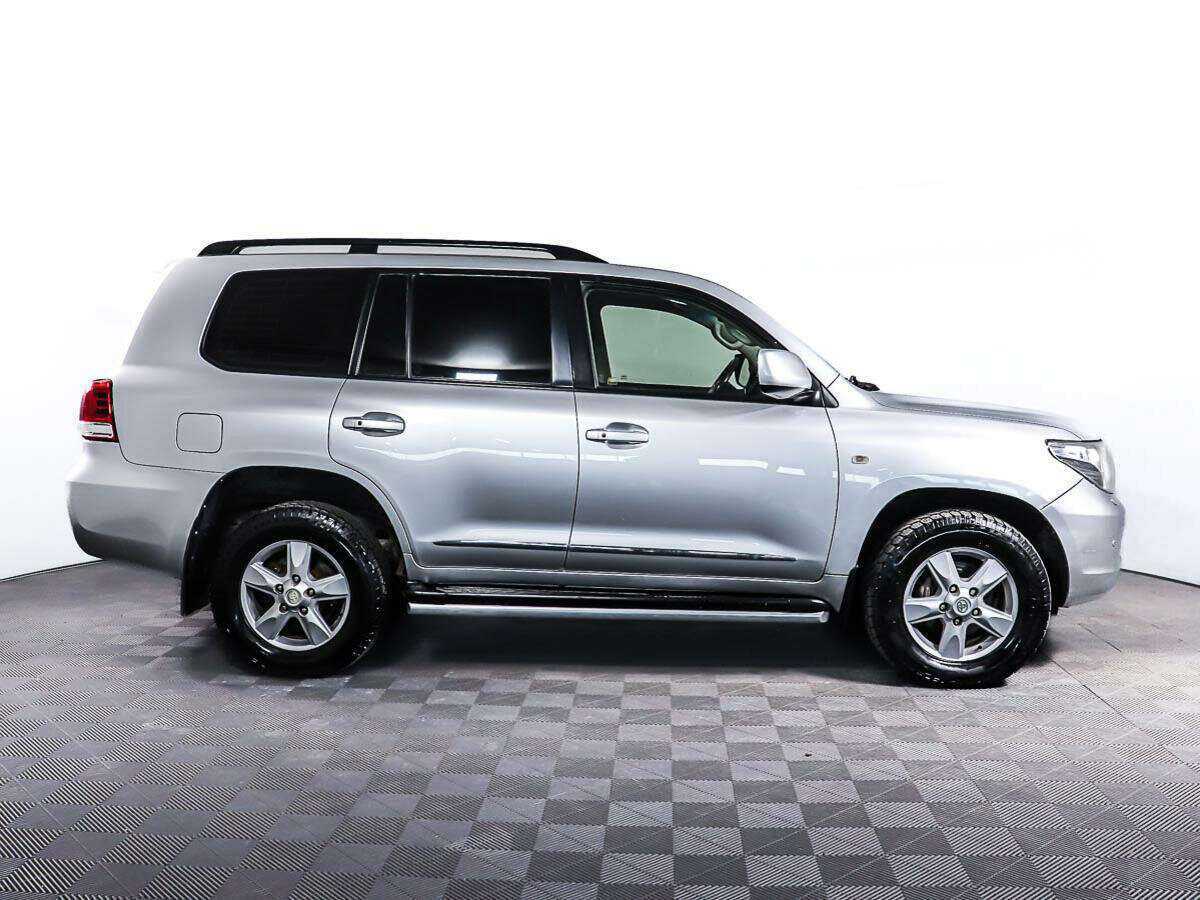 Toyota Land Cruiser с пробегом — 2008 год. Фото: #3