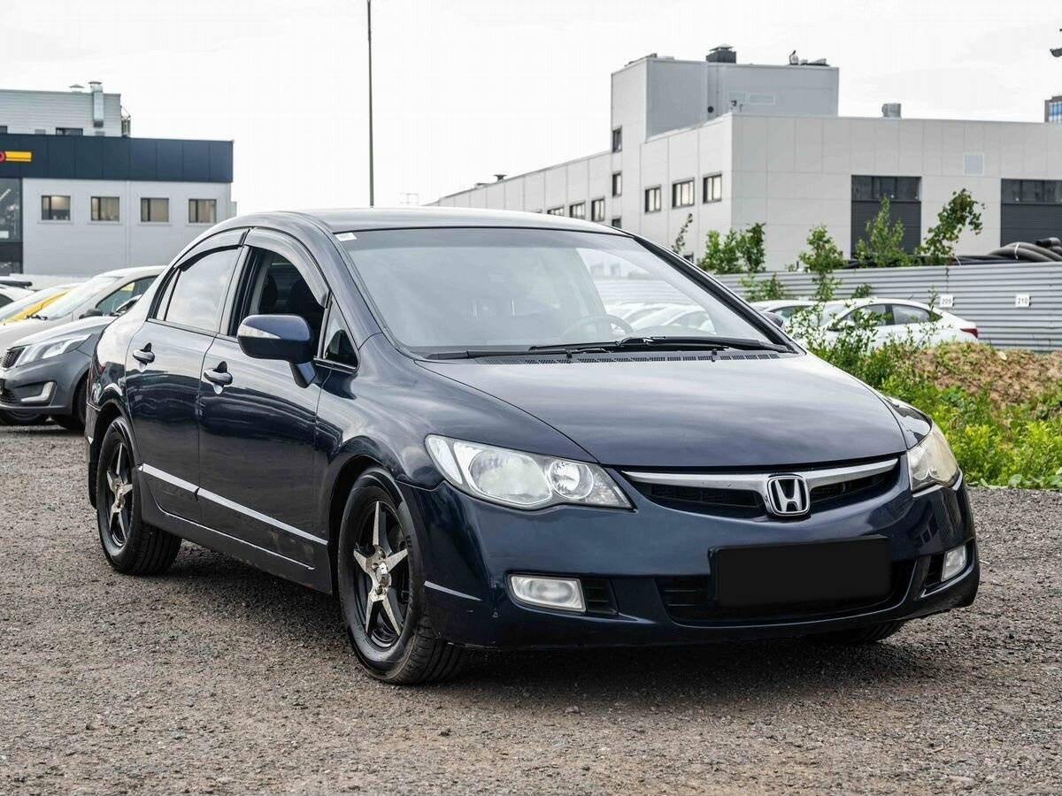 Honda Civic с пробегом — 2006 год. Фото: #2
