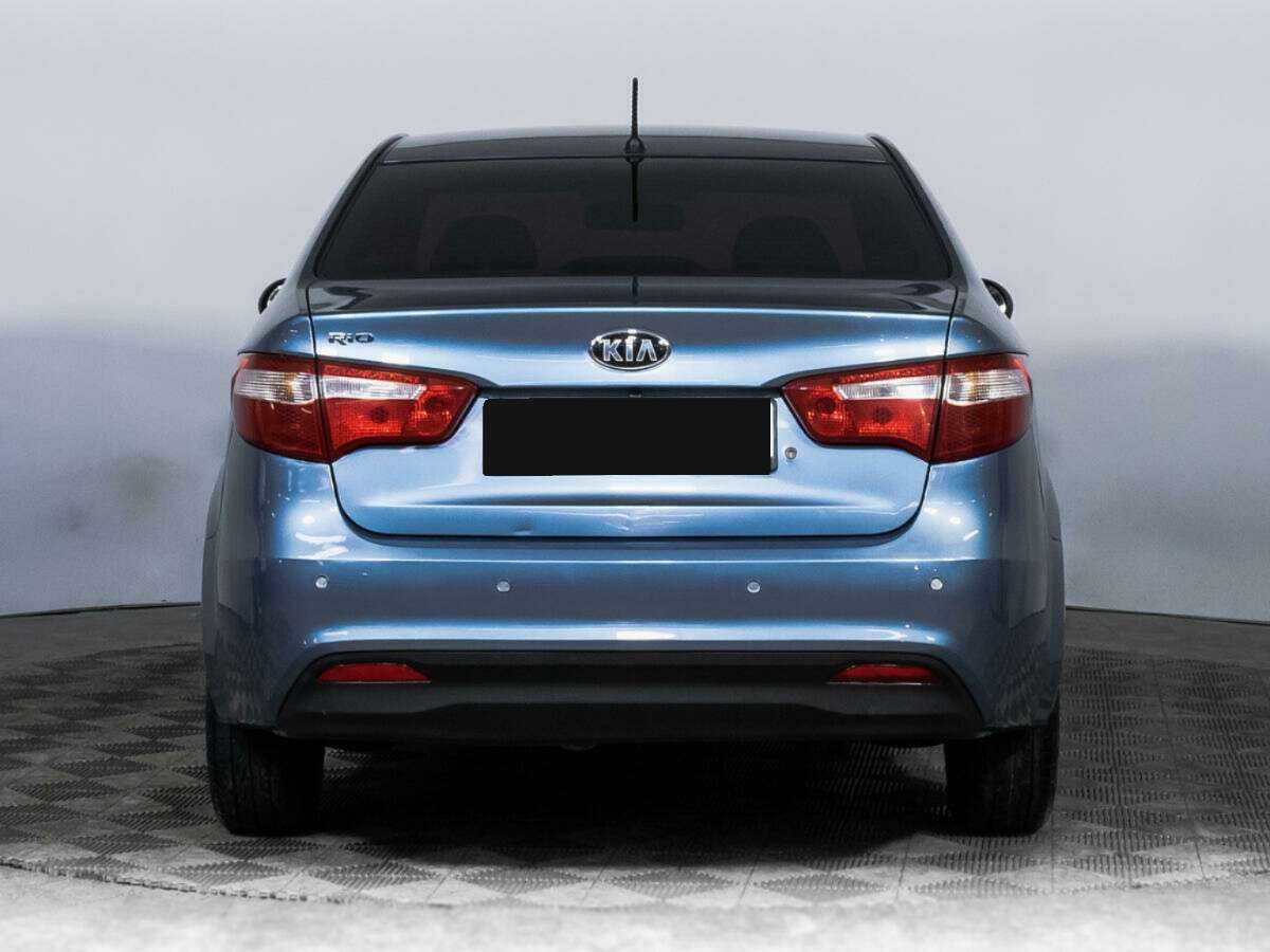 Kia Rio с пробегом — 2013 год. Фото: #5