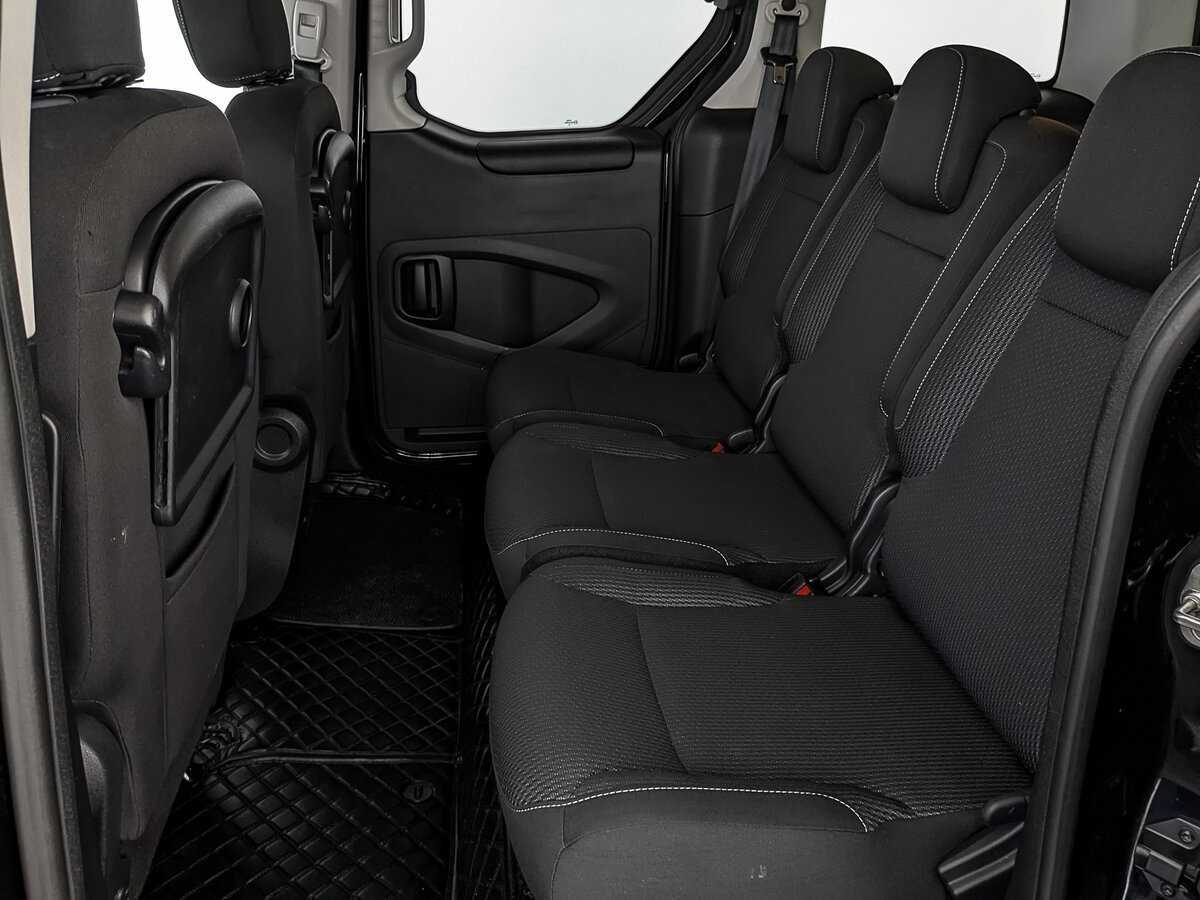 Opel Combo с пробегом — 2021 год. Фото: #17