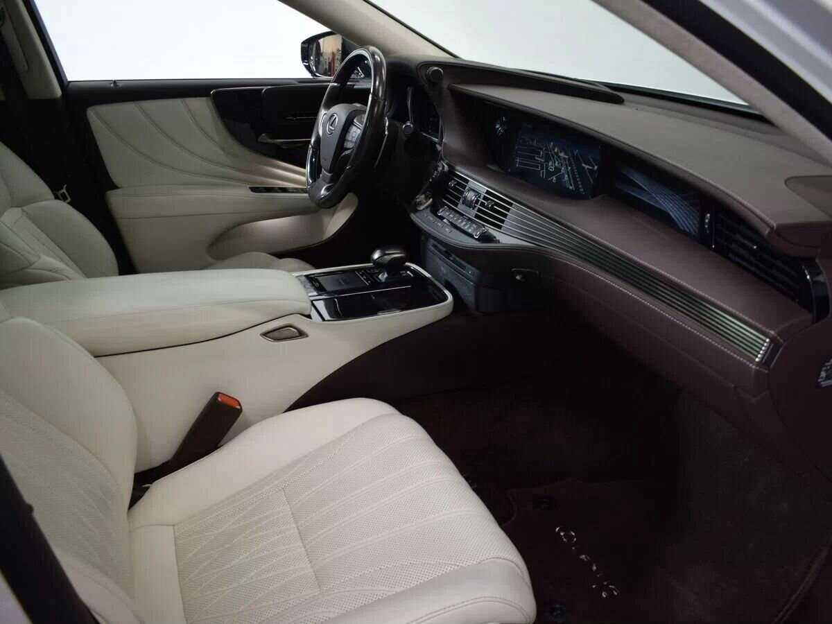 Lexus LS с пробегом — 2018 год. Фото: #5