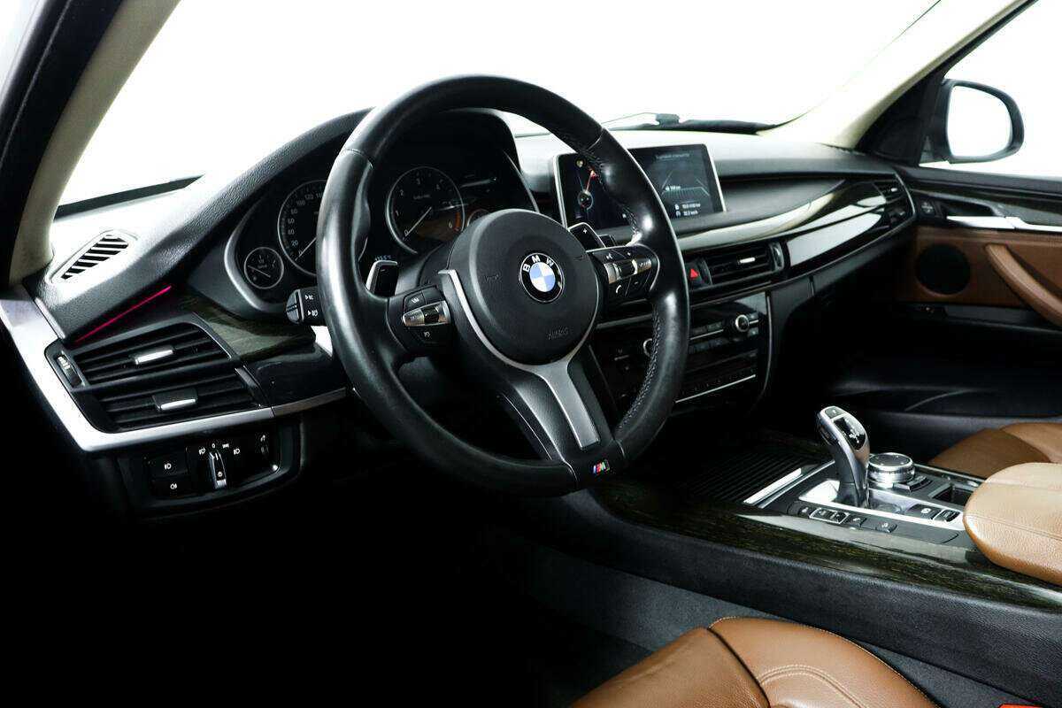 BMW X5 с пробегом — 2015 год. Фото: #12