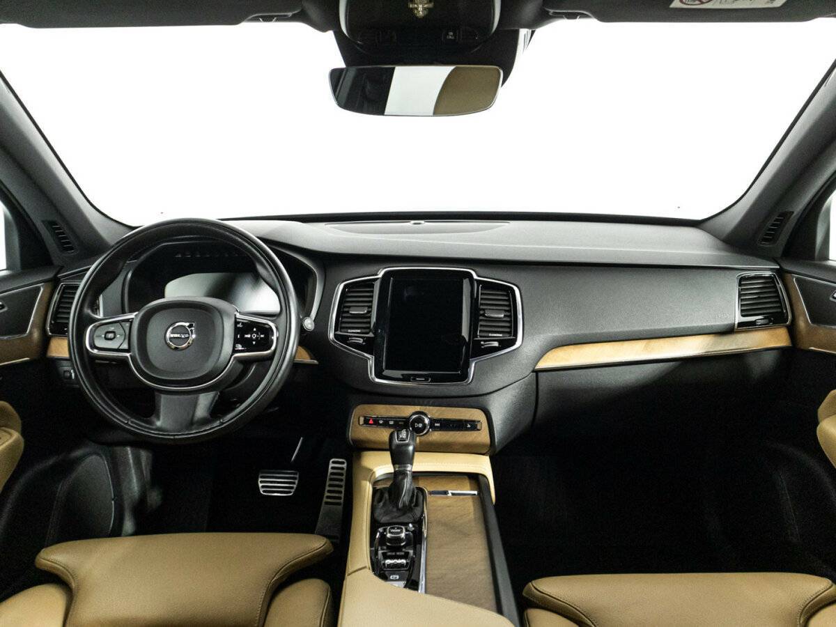 Volvo XC90 с пробегом — 2015 год. Фото: #12