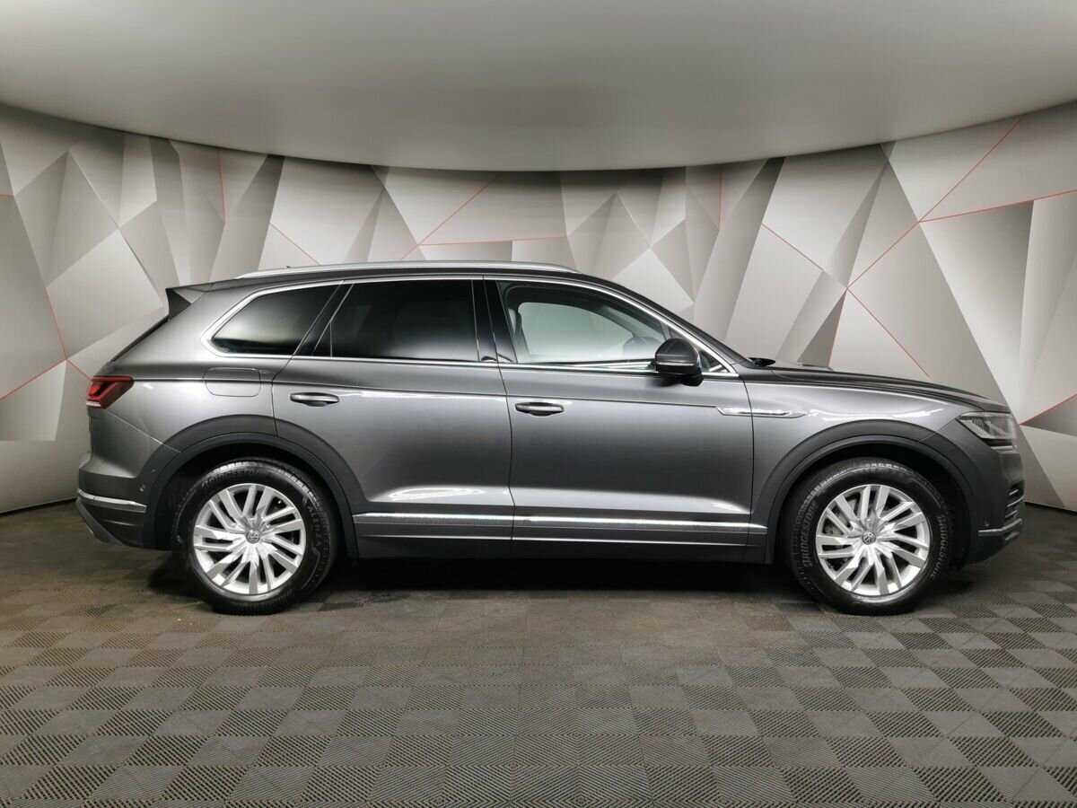Volkswagen Touareg с пробегом — 2019 год. Фото: #5