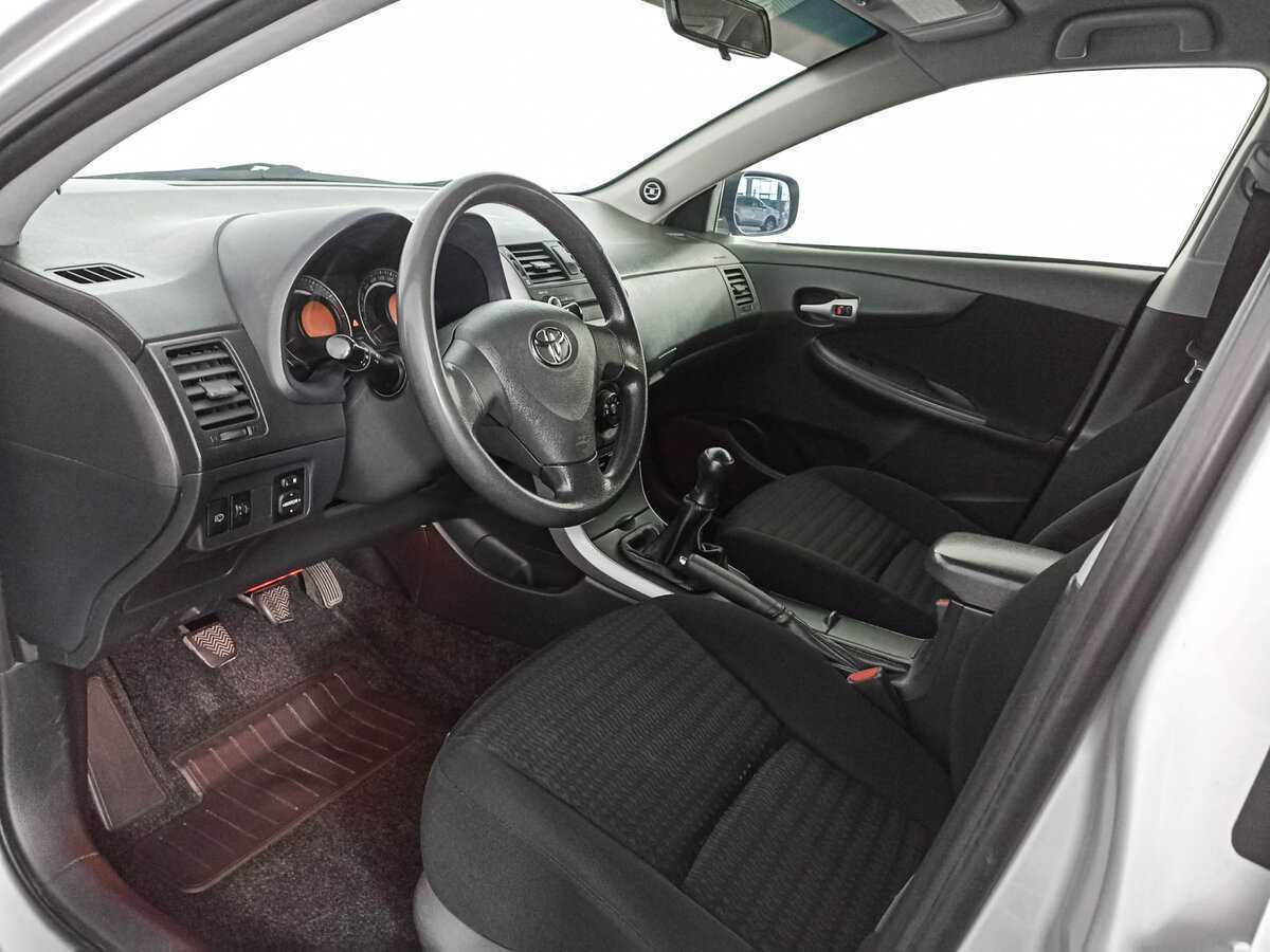 Toyota Corolla с пробегом — 2008 год. Фото: #13