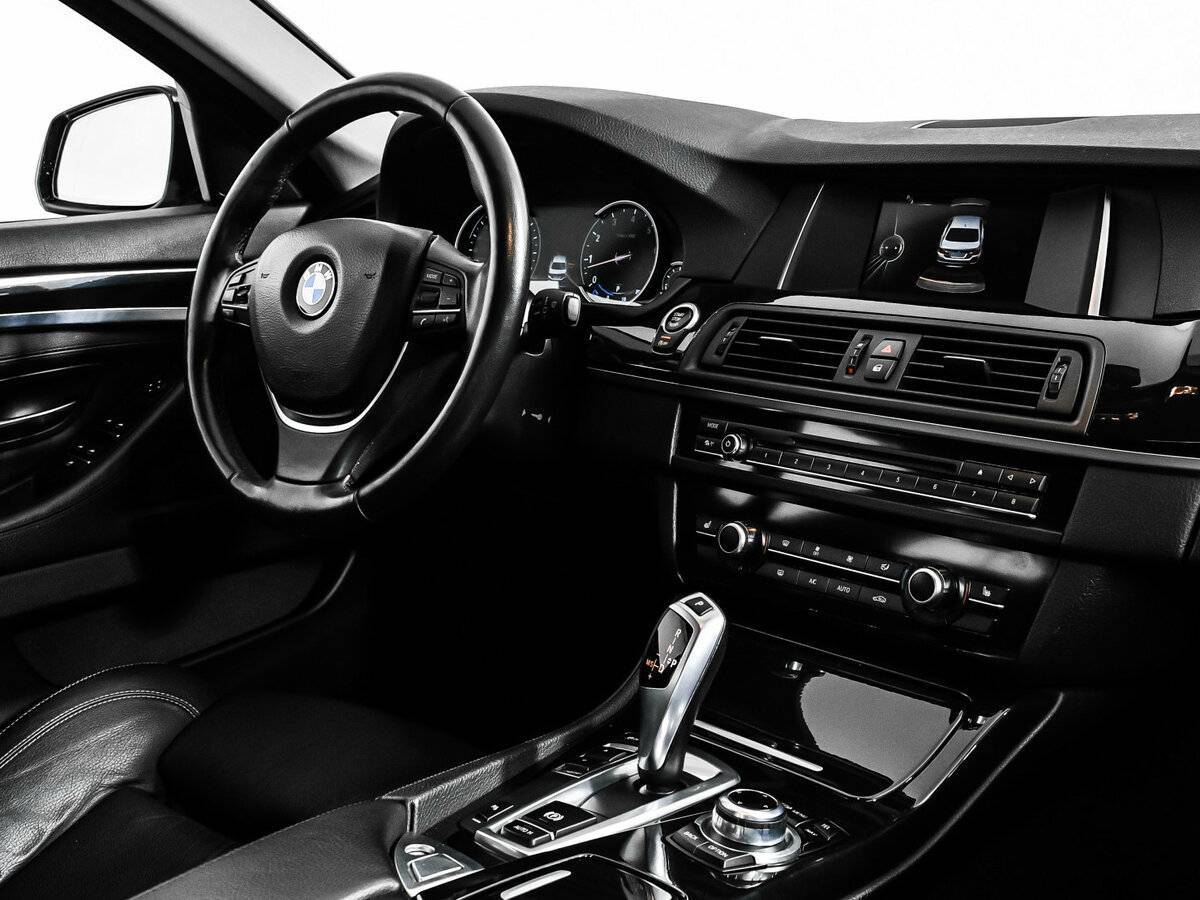 BMW 5 серии с пробегом — 2015 год. Фото: #8