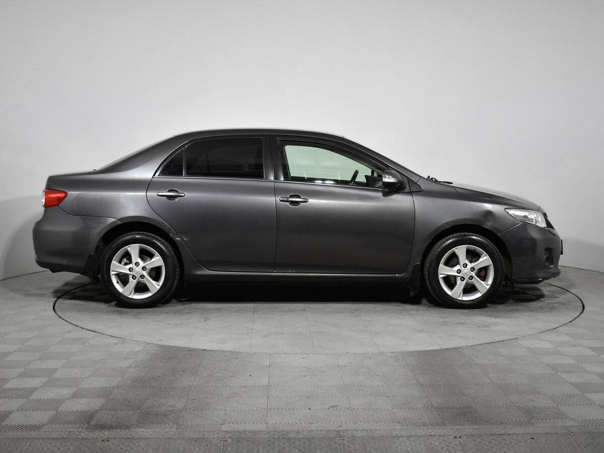 Toyota Corolla с пробегом — 2010 год. Фото: #3
