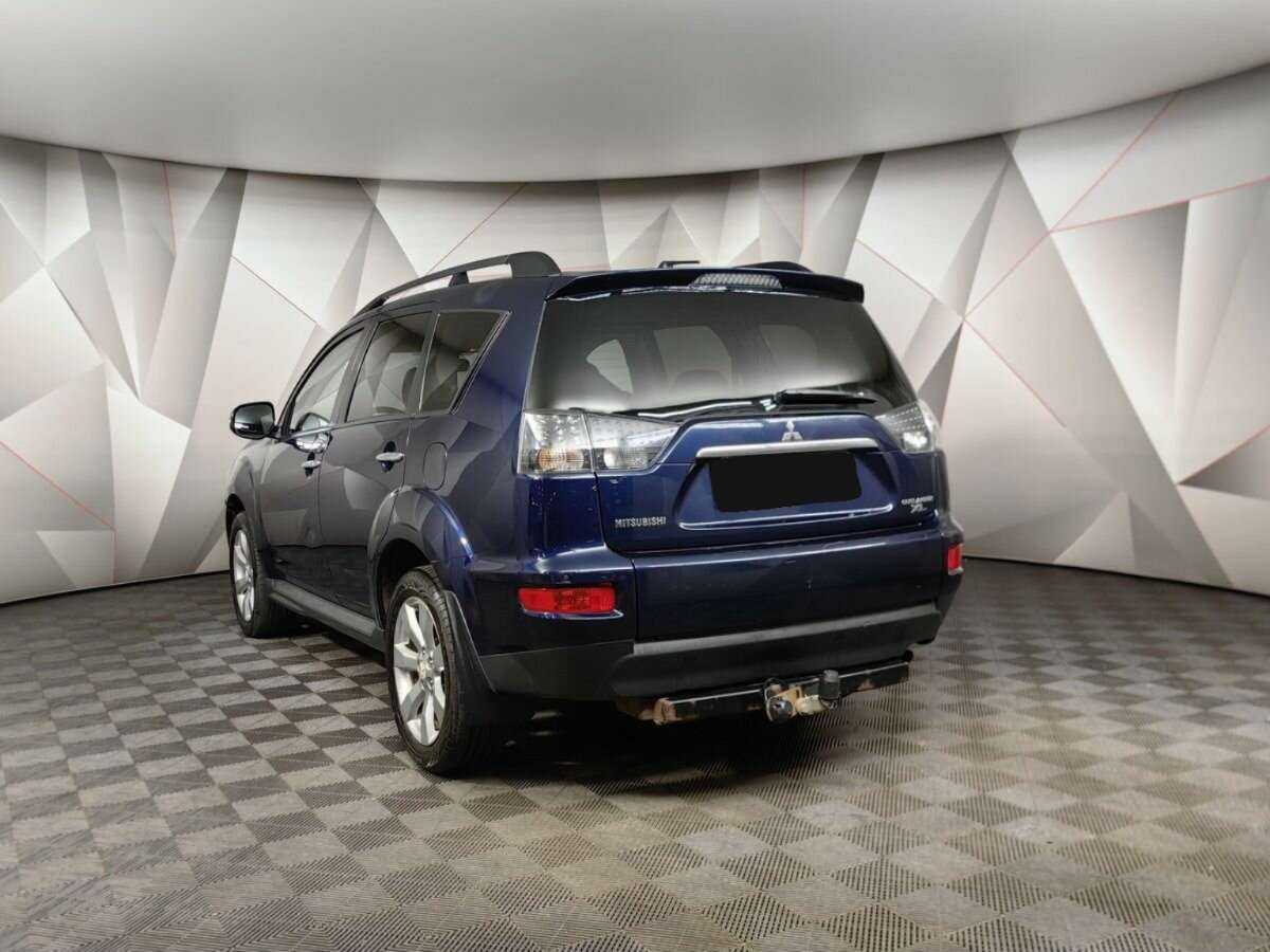 Mitsubishi Outlander с пробегом — 2011 год. Фото: #3