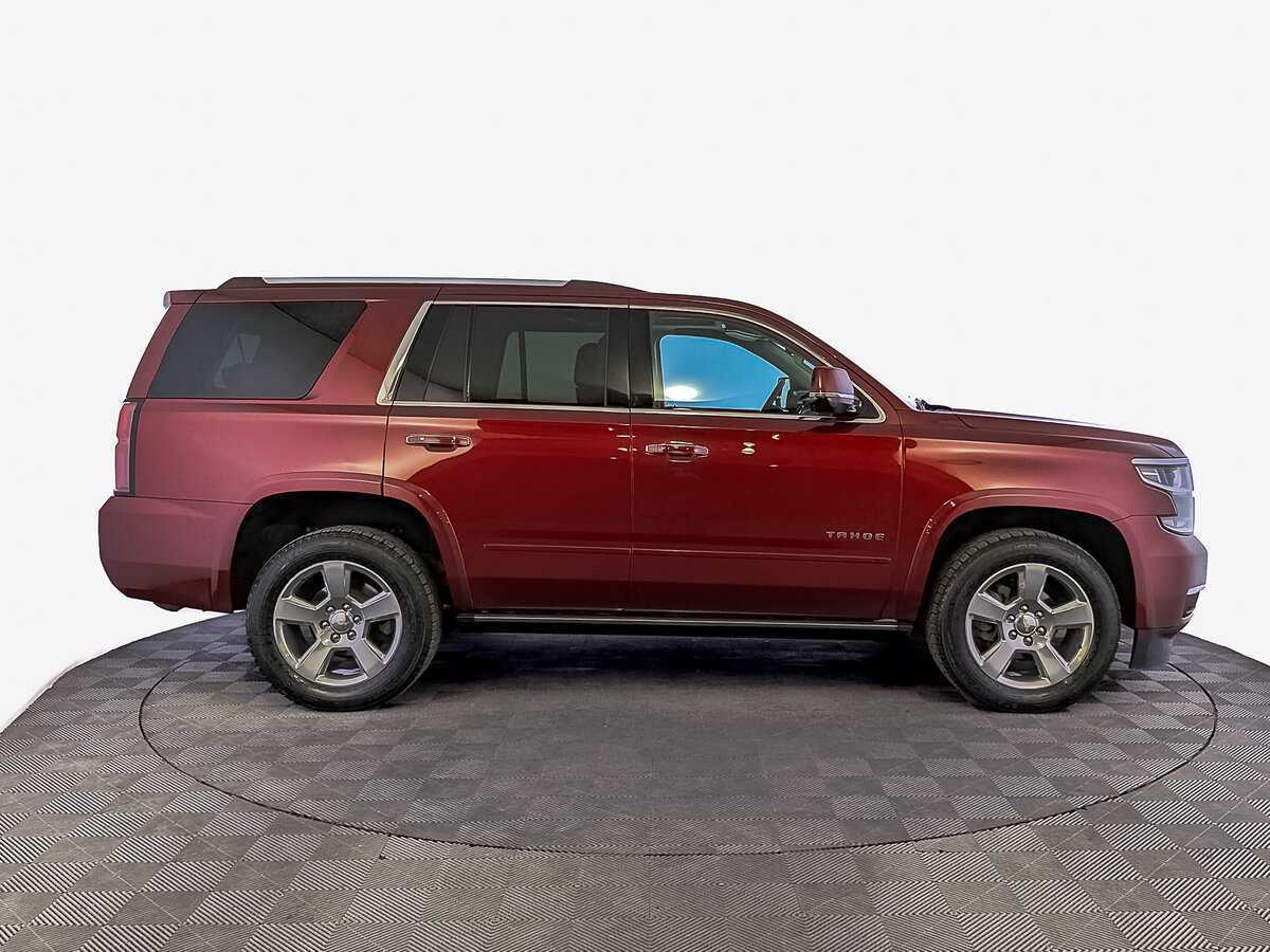 Chevrolet Tahoe с пробегом — 2018 год. Фото: #3