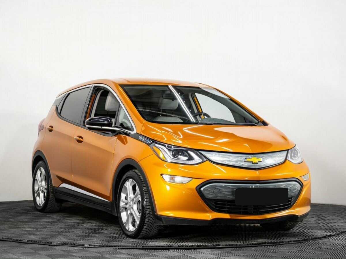 Chevrolet Bolt с пробегом — 2017 год. Фото: #2