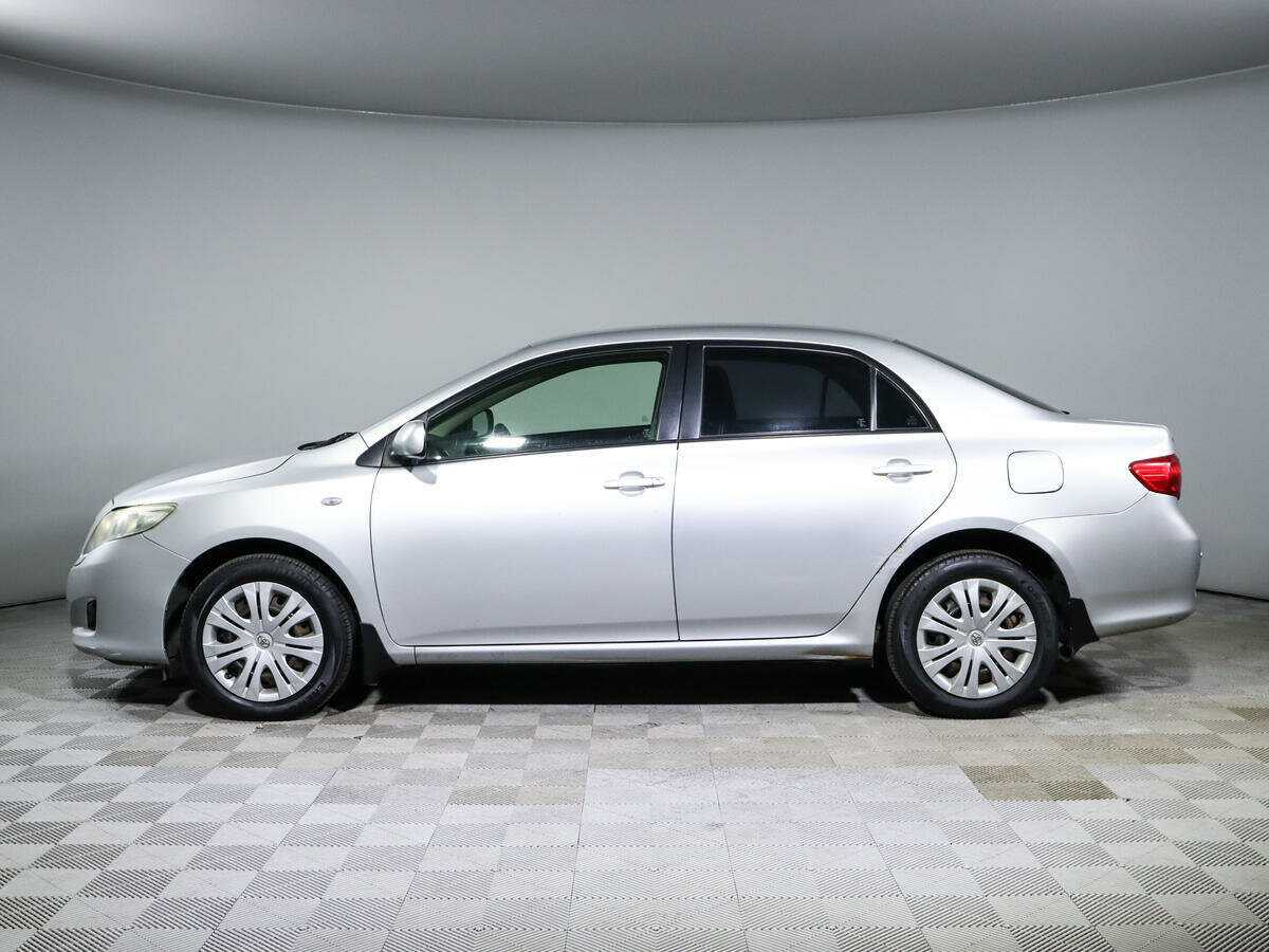 Toyota Corolla с пробегом — 2008 год. Фото: #7