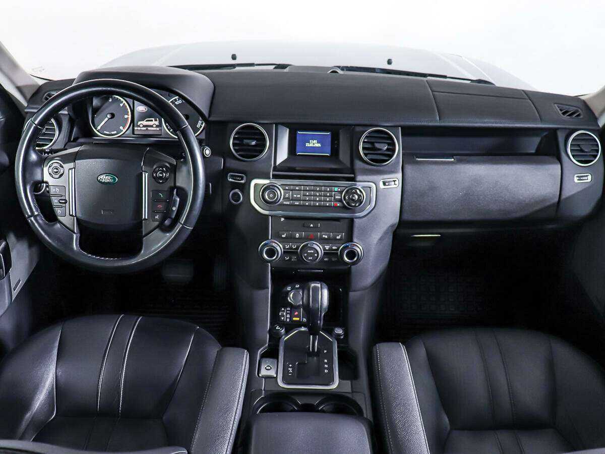 Land Rover Discovery с пробегом — 2010 год. Фото: #11