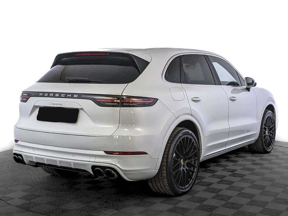 Porsche Cayenne с пробегом — 2018 год. Фото: #3